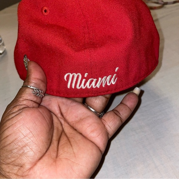 Adidas Miam  cap signed ❤️ - Picture 2 of 4